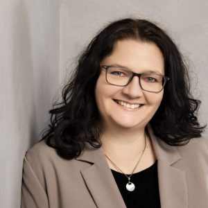 Anja Troff-Schaffarzyk